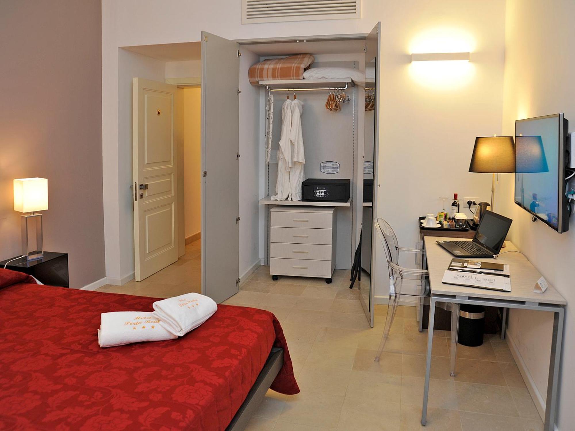 Hotel Porta Reale Noto Cameră foto